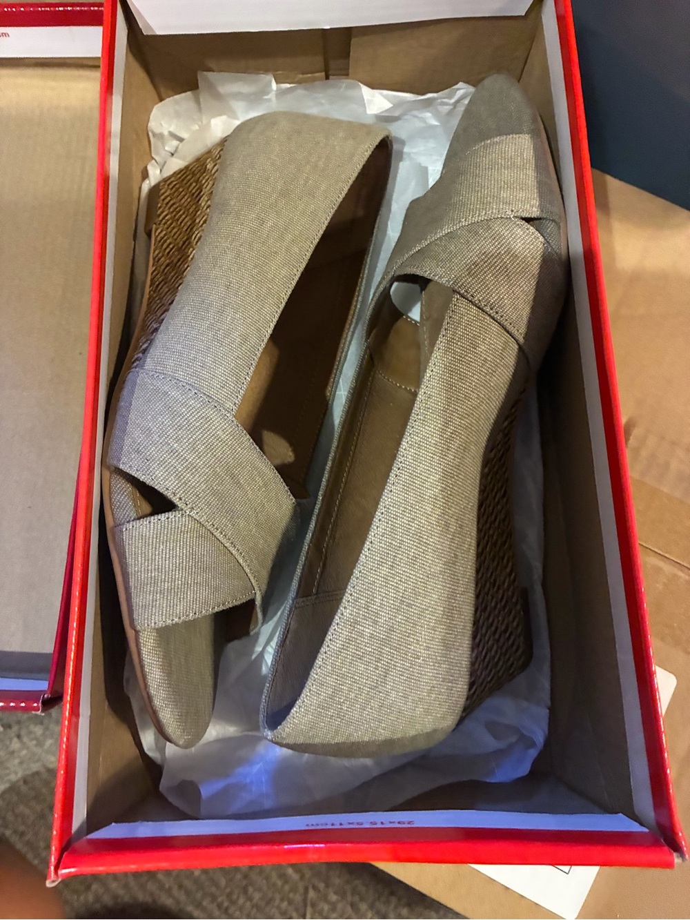 AEROSOLES Beige/Tan Canvas Wedge Peep Toe 7.5